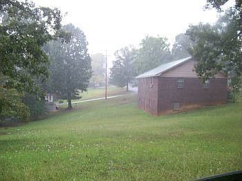3rd image of 495 Hillcrest St