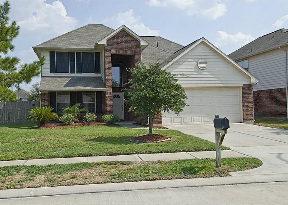 1st image of 12203 Woody Hollow Dr