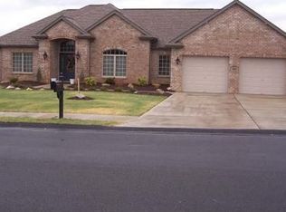 7969 Oxford Ct, North Huntingdon, PA 15642