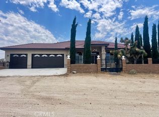 929 Rancho Rd, Pinon Hills, CA 92372