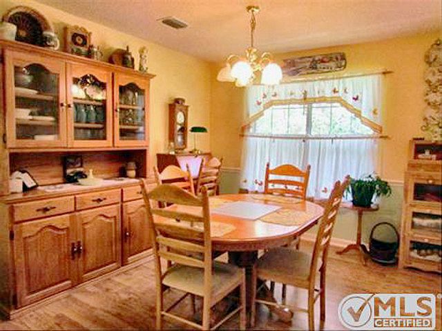 1st image of 169 Mulberry Cir