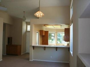 105 Farham Dr, Folsom, CA 95630