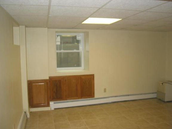 5th image of 147 Cowesett Ave APT D