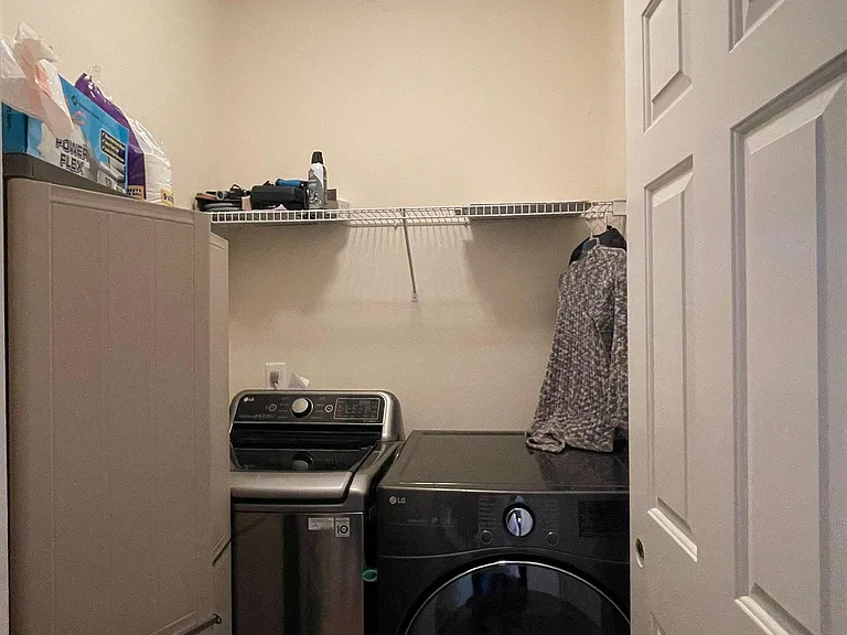 1444 W Running Brook Rd — Photo 27