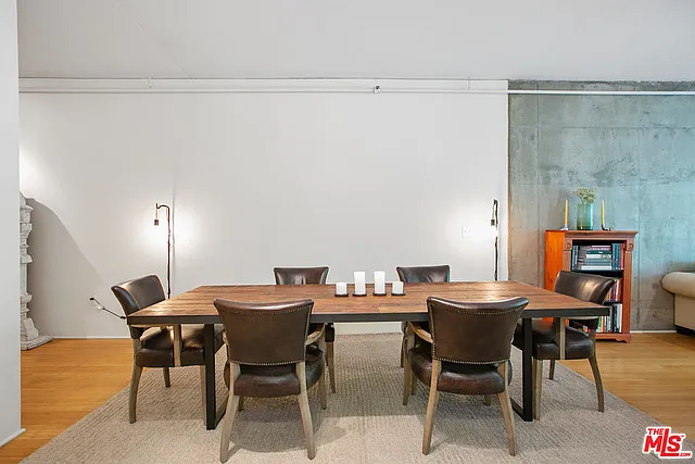 1111 S Grand Ave #506 — Photo 4