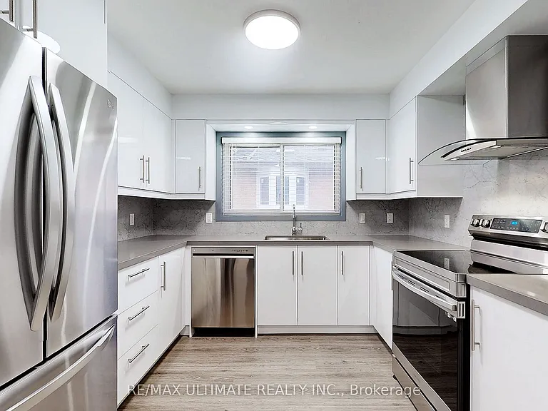 36 Jayfield Rd #UPPER — Photo 15