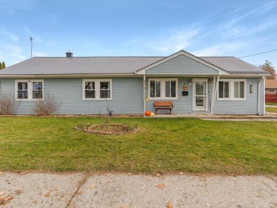 957 MacArthur DRIVE, Manitowoc, WI, 54220