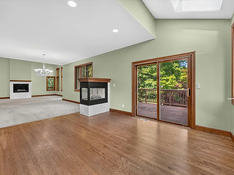 3187 Turnberry Dr — Photo 10