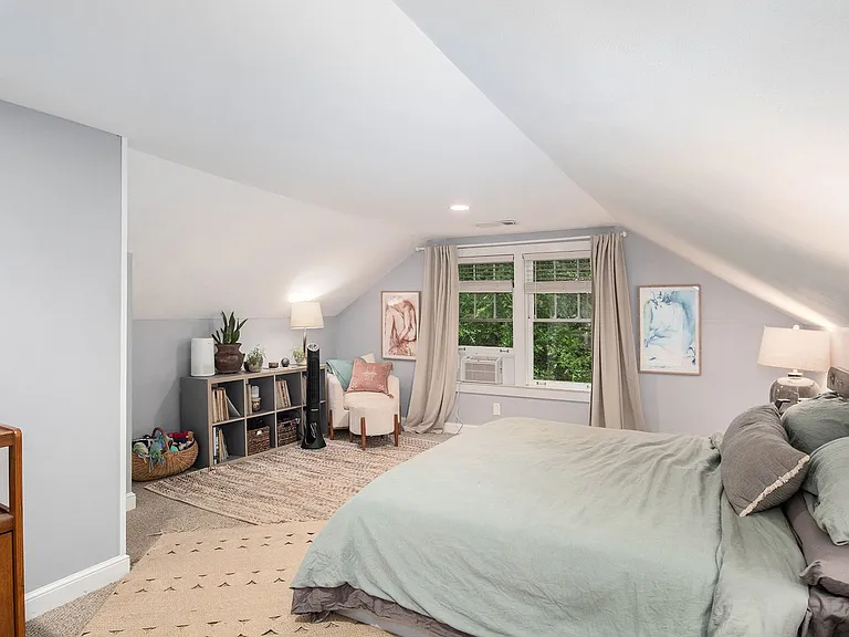 1755 Langston Ave SW — Photo 20