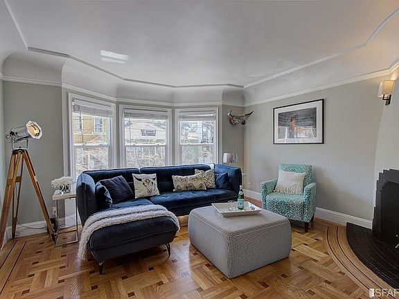 2nd image of 3060 26th St