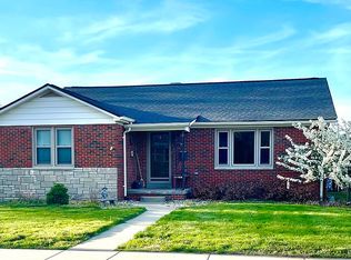 409 W Laurel St, Millstadt, IL