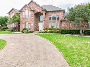 1400 Country Ridge Dr, Desoto, TX 75115