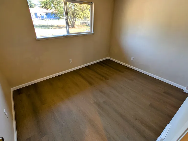 10613 Sheridan Ave S — Photo 7
