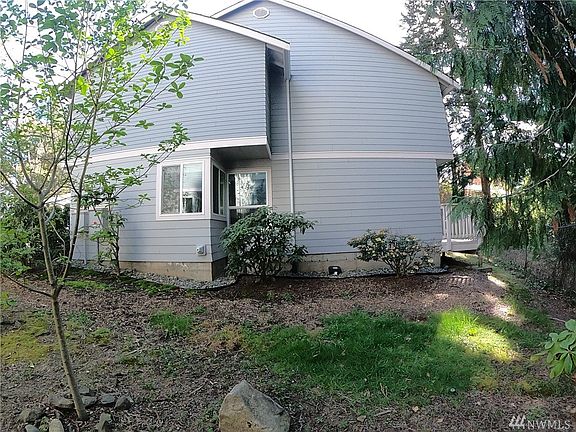 3rd image of 13025 102nd Ln NE APT 5