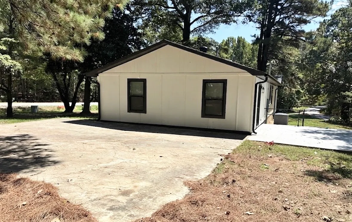 4 bed, 2.5 bath, 1802 sqft, $1,850 — Photo 4