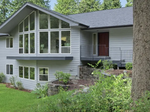 8818 N Ormond Ct, Newman Lake, WA 99025