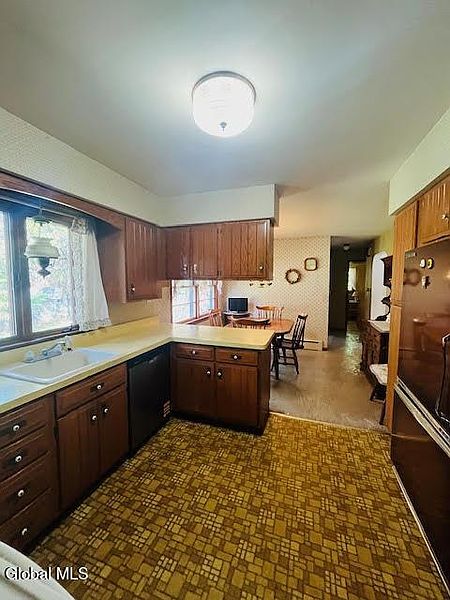 5th image of 1012 John Alden Lane