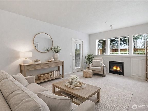 2nd image of 107 164th Street SE #2-103