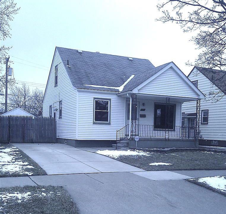 1577 Grant Lincoln Park