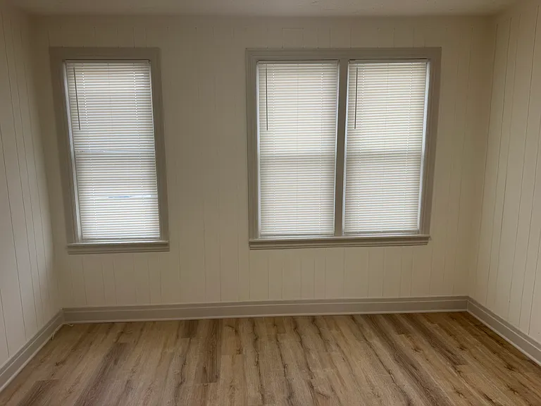 552 Church St — Photo 15