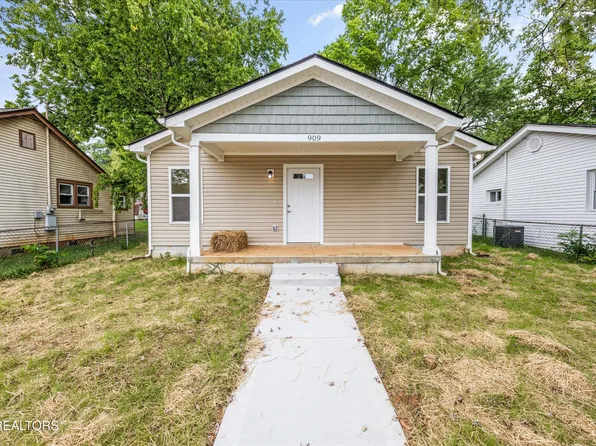 909 Sidebrook Ave, Knoxville, TN 37921