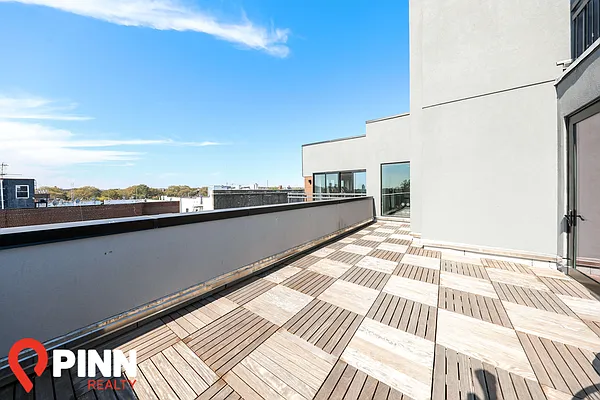 Rented by Pinn Realty | media 9