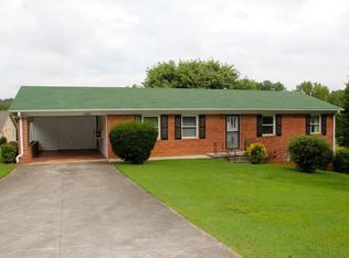 1305 Montvale Station Rd, Maryville, TN 37803