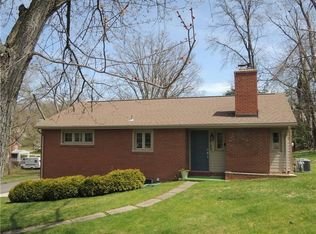 203 Cambridge Rd, Bethel Park, PA 15102