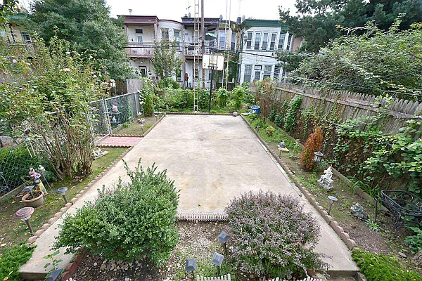 Rented by Albert Feinstein Real Estate LLC. | media 17