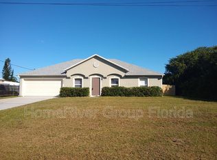 1055 SW Idol Ave, Port Saint Lucie, FL 34953