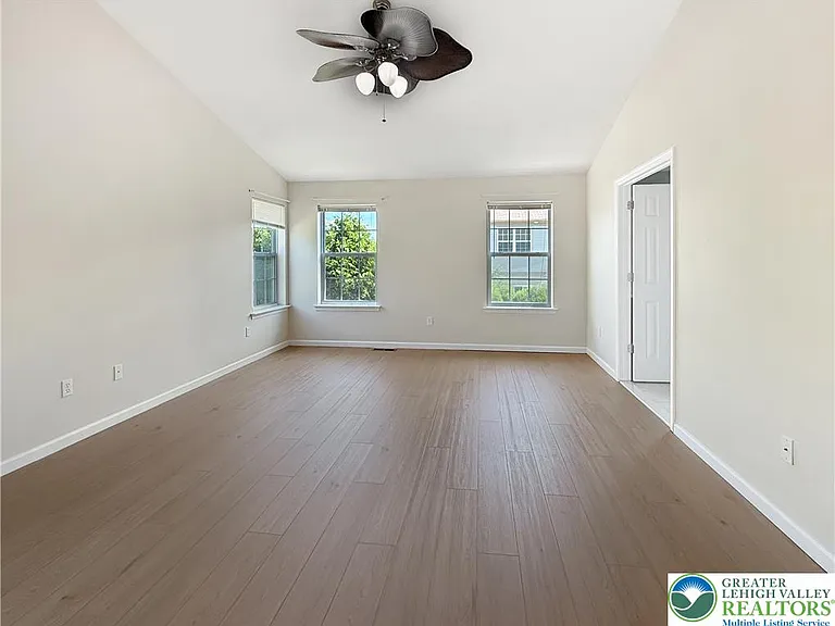 320 Blue Sage Dr — Photo 8
