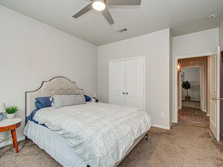 21379 Village Crossing Ln — Photo 22
