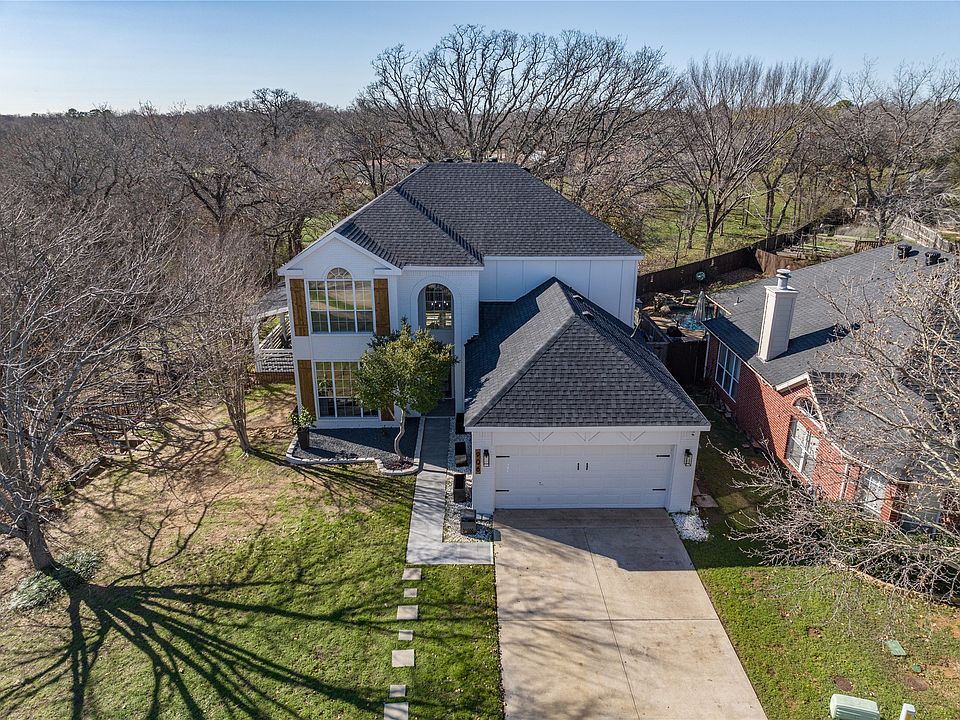 1st image of 906 Vista Oaks Ct