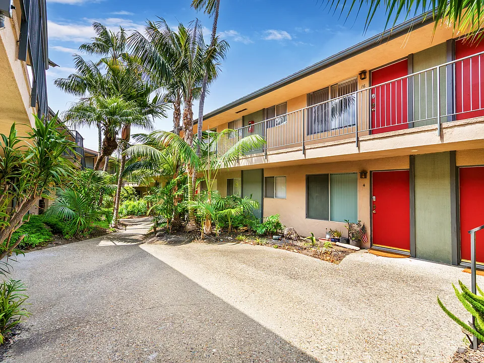 Tonga Apartments