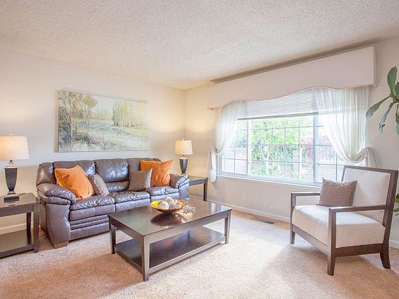 5th image of 1923 Farragut Way