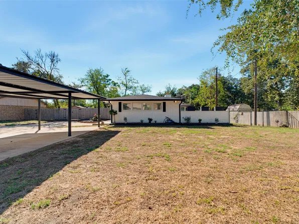 2205 Murray Ave, Rockdale, TX 76567