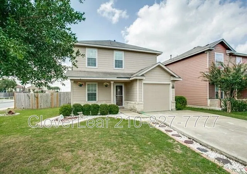 3 bed, 2.5 bath, 1724 sqft, $1,647 — Photo 2