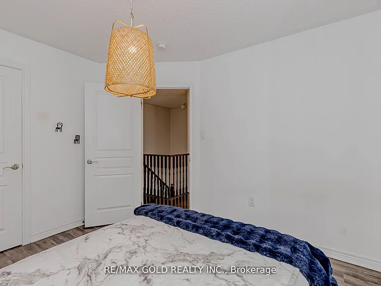 39 Chesterwood Cres — Photo 40