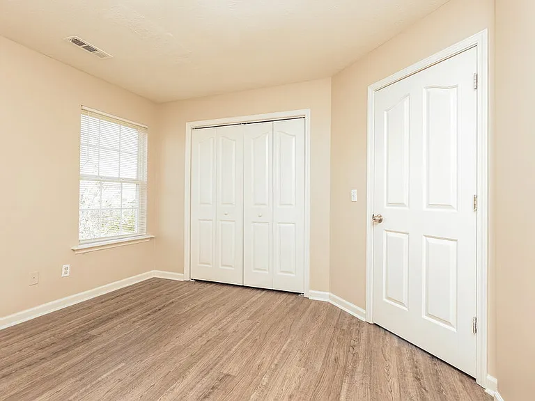 1313 E Nir Shreibman Blvd — Photo 10