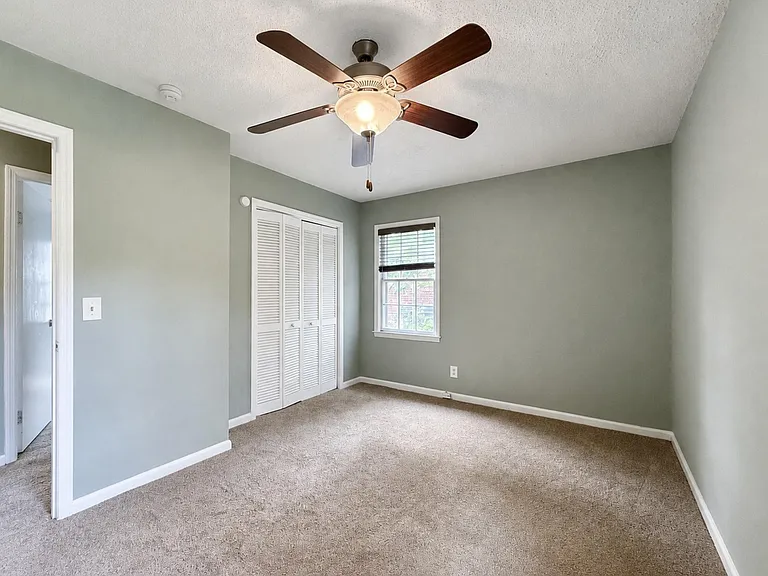 103 Dorchester Manor Blvd — Photo 7