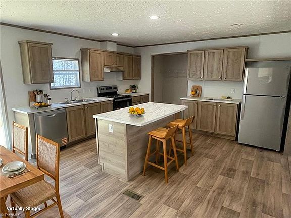 4th image of 2780 Sowers Rd