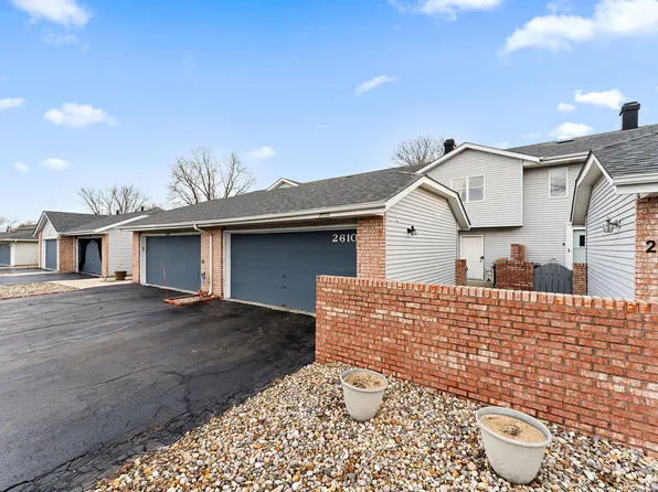 2610 Knollwood Dr, Crown Point, IN 46307