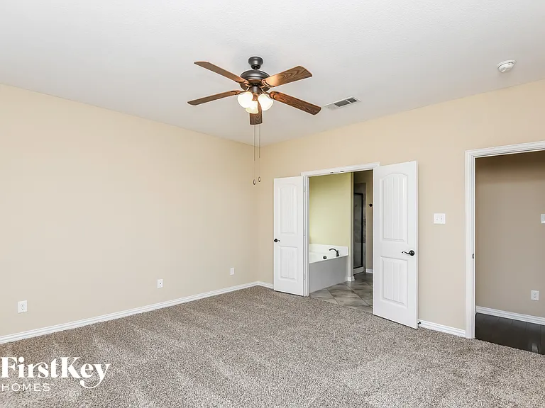 7428 Durness Dr — Photo 11