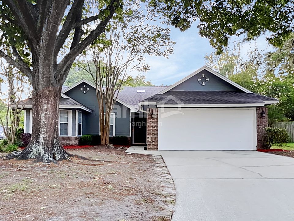 1st image of 279 Willow Green Dr
