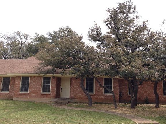 2nd image of 118 Sunny Ln