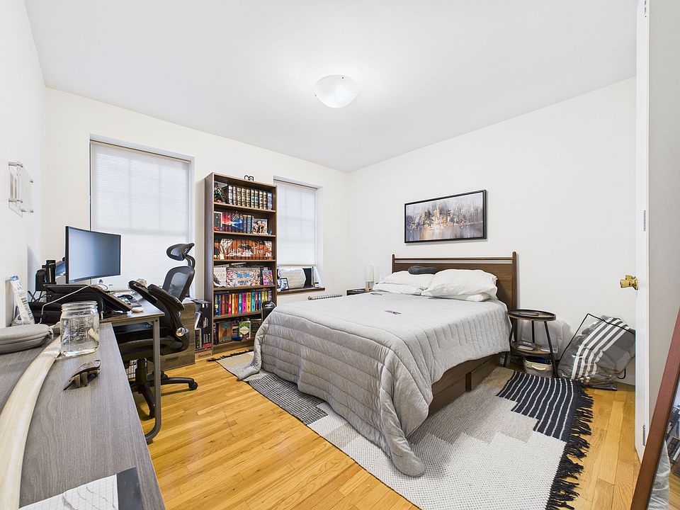 1st image of 305 W 19th St APT 22