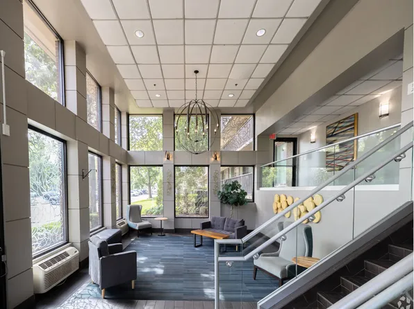 Perch on Lake, 5115 E Lake Rd #766d485ba, Sheffield Lake, OH 44054