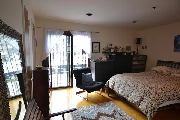 Rented by Corcoran | media 9