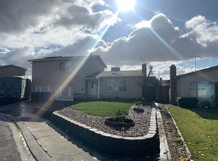 846 Sapphire Ct, Manteca, CA 95336