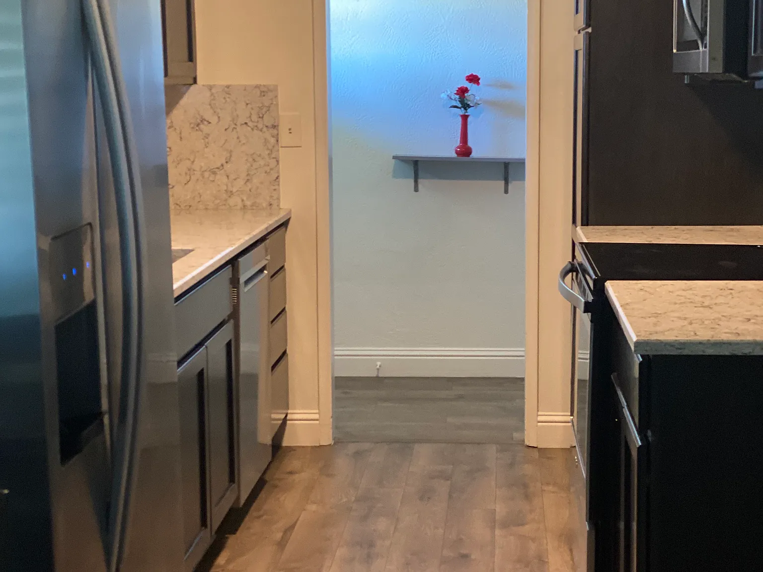3 bed, 1266 sqft, $2,700 — Photo 4